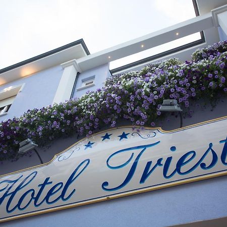 Hotel Trieste Cesenatico Eksteriør billede